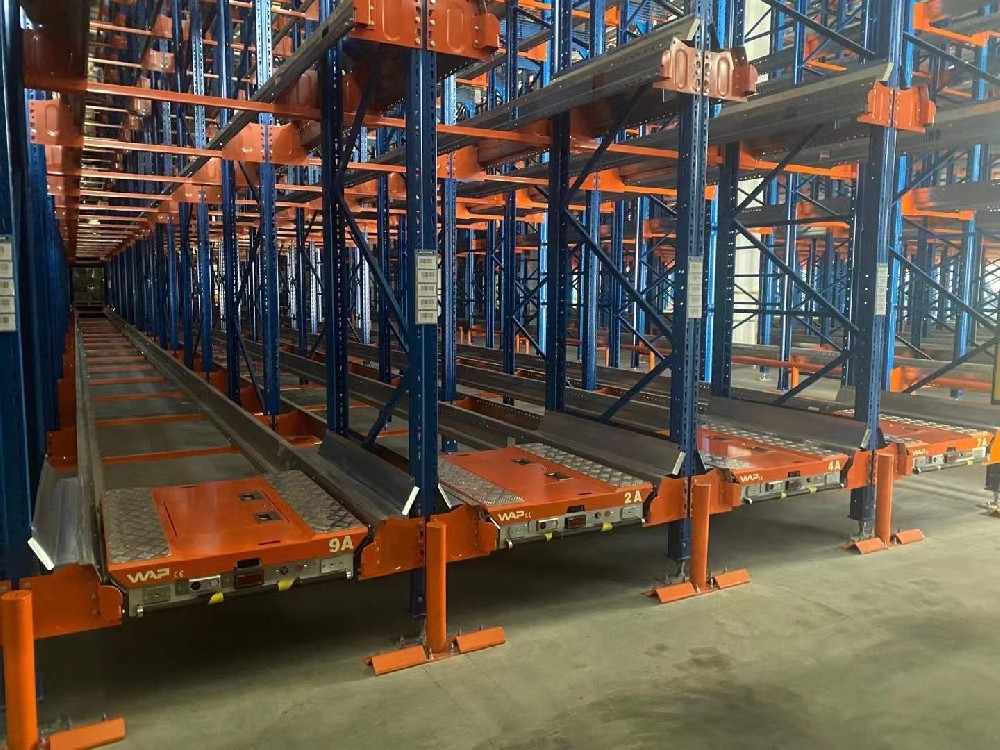 白酒貨架：穿梭貨架